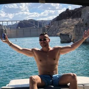 Meet your Posher, Charles